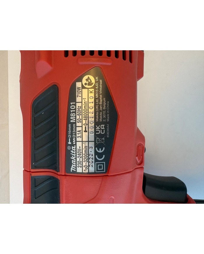 M8101 Trapano a Percussione MAKITA